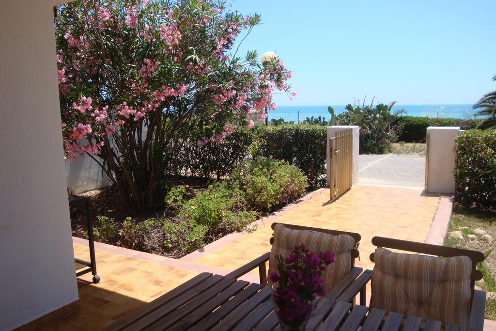 Cala Vigliena Il Sole Negli Occhi Punta Braccetto Quarto foto
